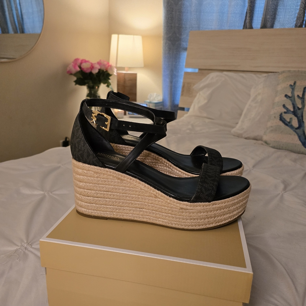 Michael Kors Black Wedge Espadrille (Serena) Sandals Size 9 Like New Condition - Picture 3 of 6